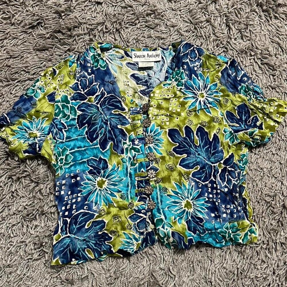 Retro Boho Cropped Top With Flower Buttons Size M